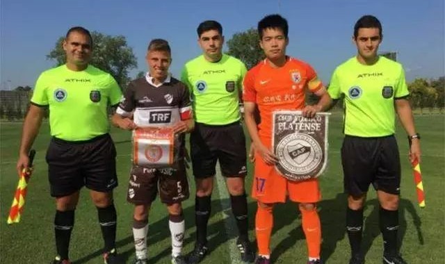 斯图加特青年军崛起,U21小将包办四球大胜