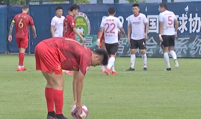 华体会中国- 升班马逆袭暂离降级区引狂欢  